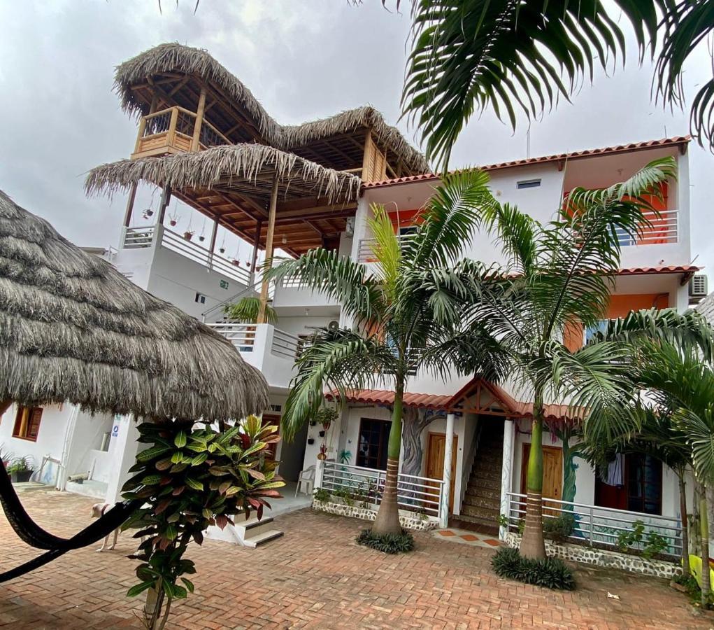 Hostal Quentin Puerto López Exterior foto