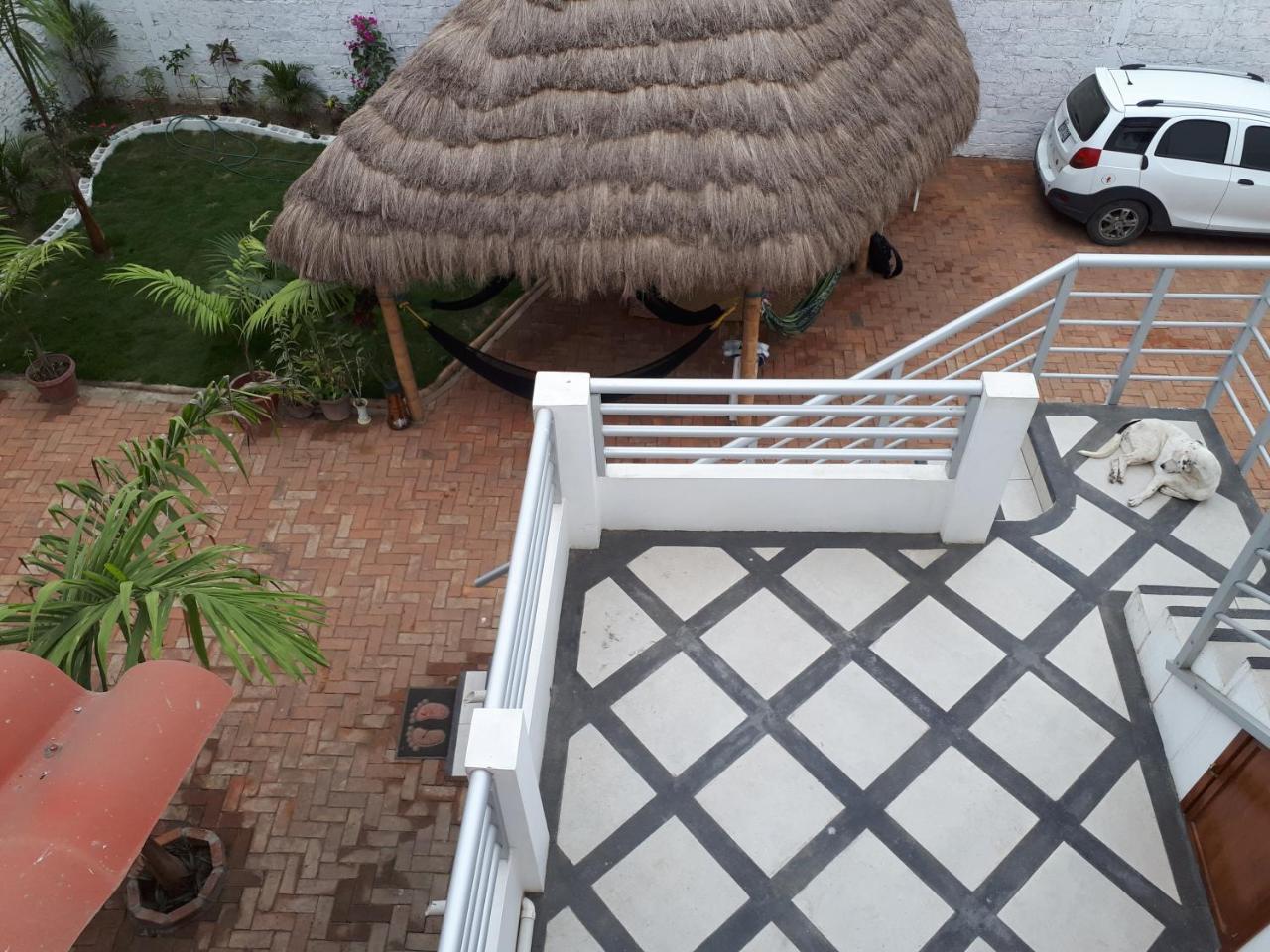 Hostal Quentin Puerto López Exterior foto