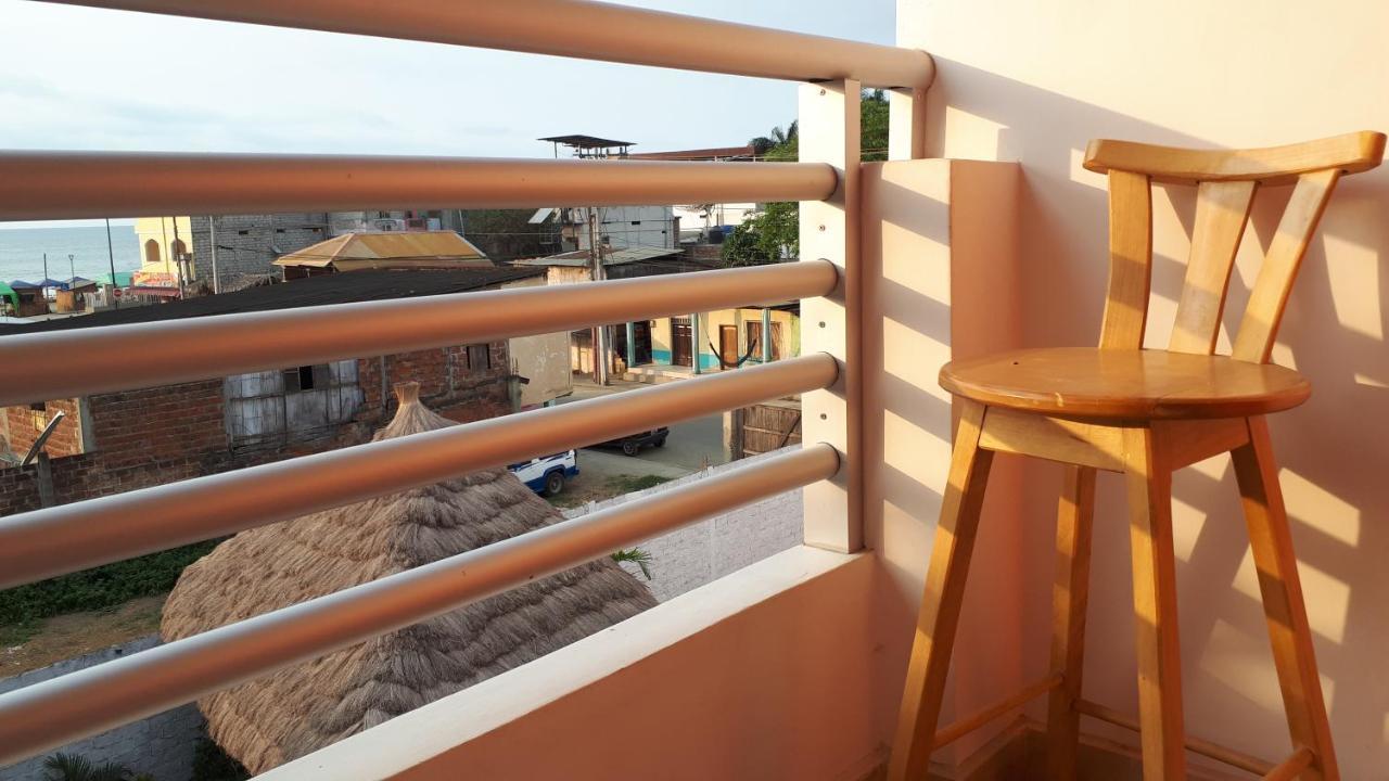 Hostal Quentin Puerto López Exterior foto