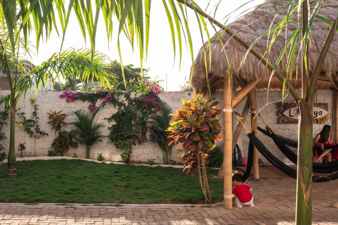 Hostal Quentin Puerto López Exterior foto